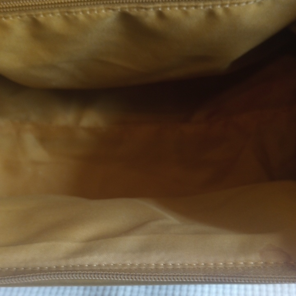 Lipault Gold Cosmetic Bag - Picture 4 of 7